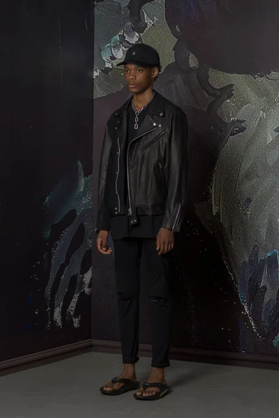 Look 24